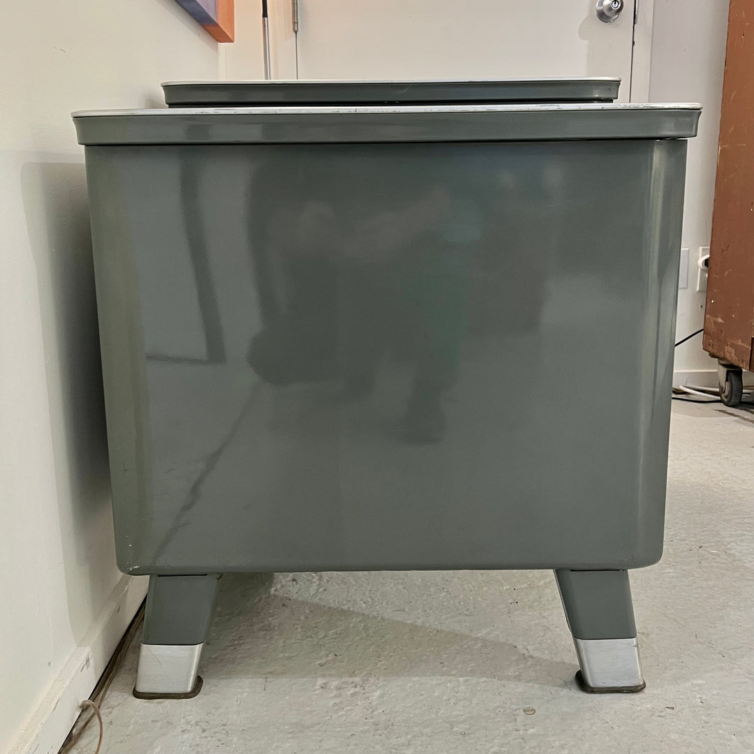 GF Generalaire Bi-level Metal Tanker Desk