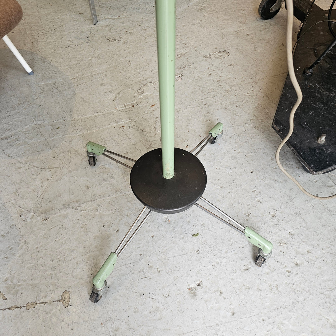 Industrial Green Rolling Medical Floor Lamp