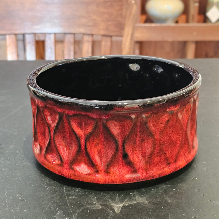 McCoy Pottery 926 Mt Clemens Red & Black Glaze Planter