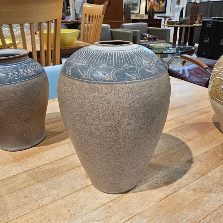 Katy Szal Vase